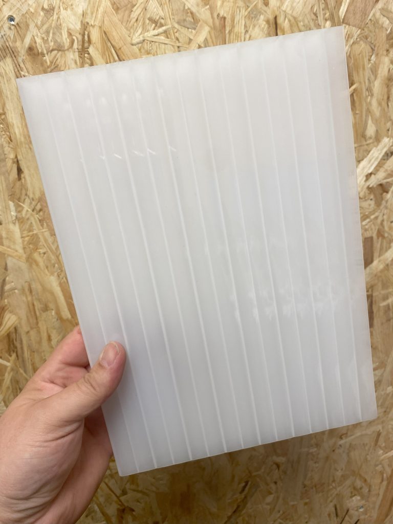 Lavpris Kanalplade 16 mm opal 450 x 98 cm